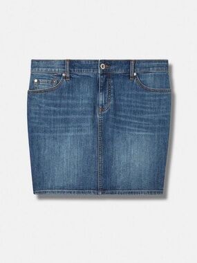 NWT Torrid Mini Denim Straight Skirt